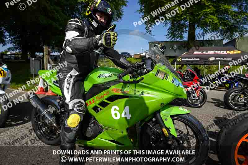 cadwell no limits trackday;cadwell park;cadwell park photographs;cadwell trackday photographs;enduro digital images;event digital images;eventdigitalimages;no limits trackdays;peter wileman photography;racing digital images;trackday digital images;trackday photos